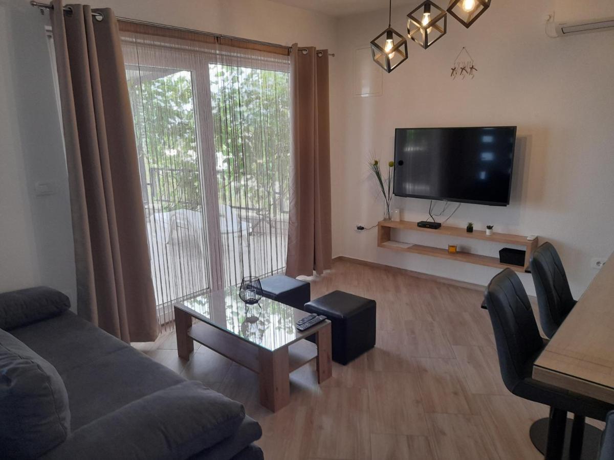 Apartmani Petra Primosten Bagian luar foto