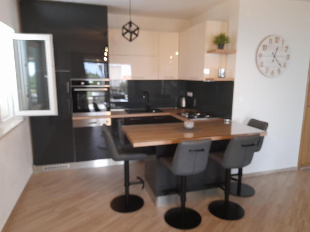 Apartmani Petra Primosten Bagian luar foto