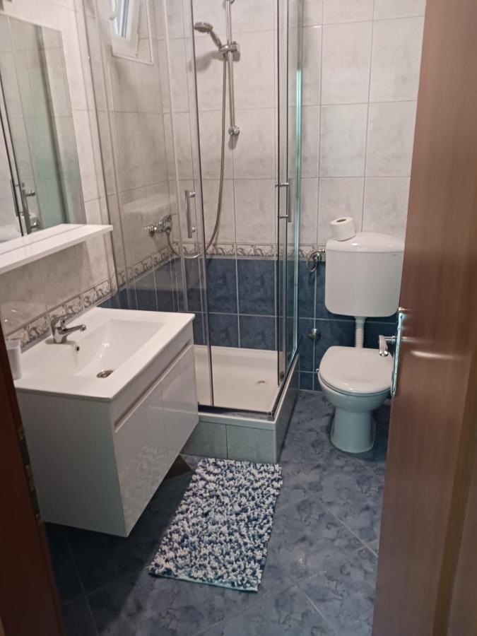 Apartmani Petra Primosten Bagian luar foto