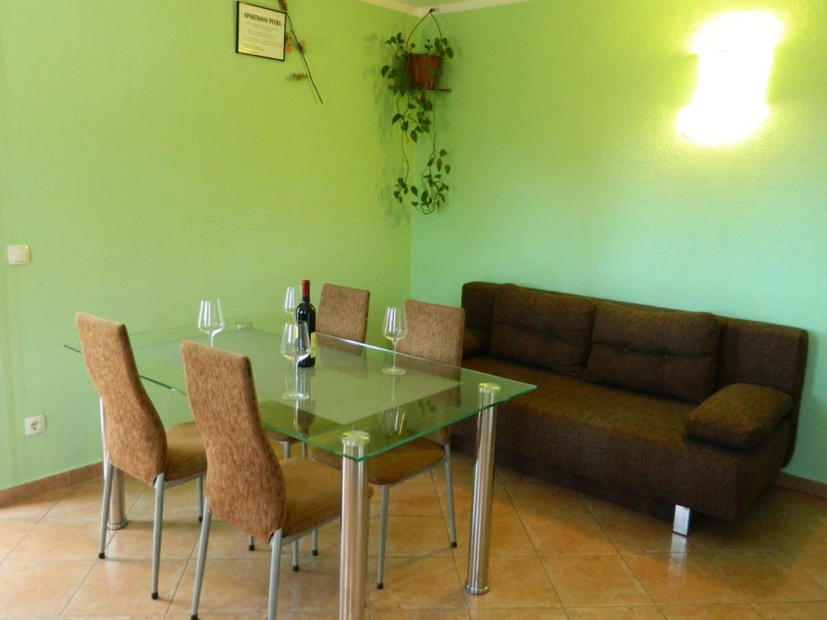 Apartmani Petra Primosten Bagian luar foto