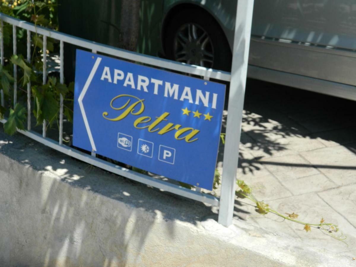 Apartmani Petra Primosten Bagian luar foto