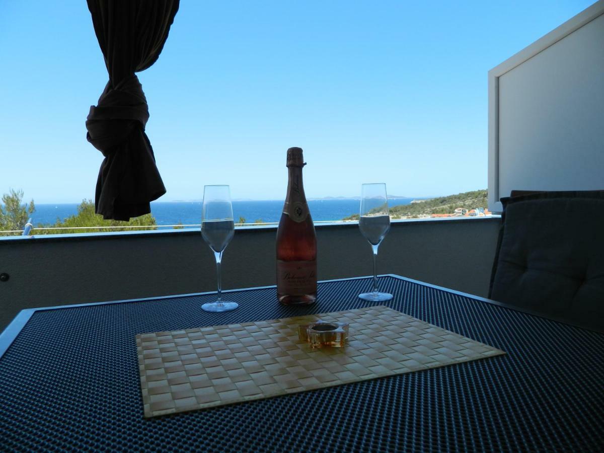 Apartmani Petra Primosten Bagian luar foto